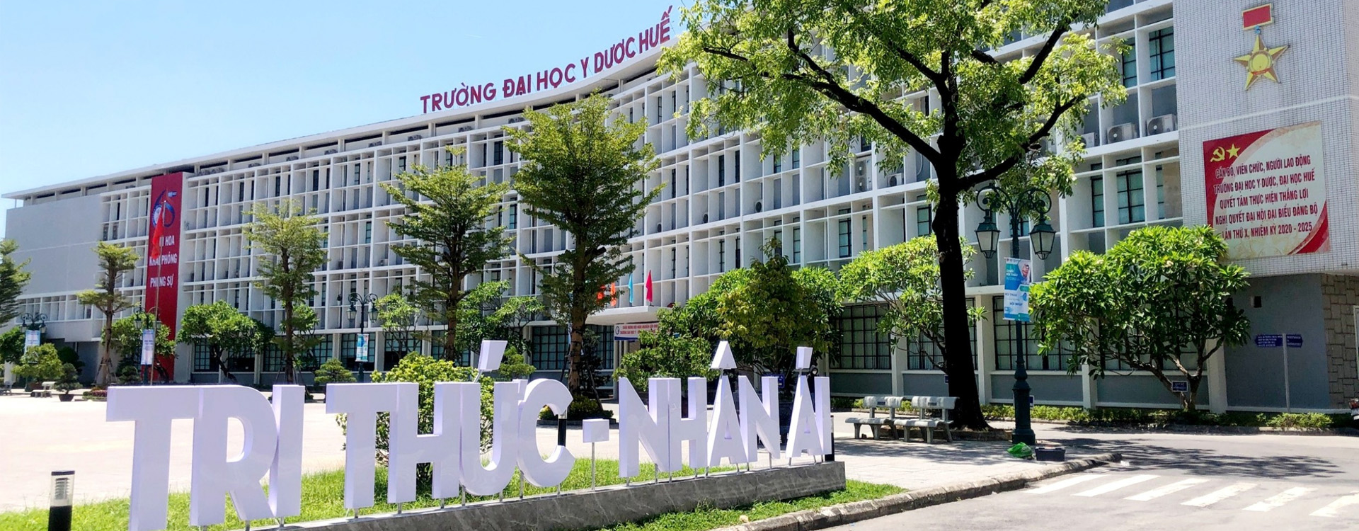 Chào mừng tân sinh viênKhóa 2025